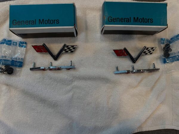 1967 Chevy Impala 427 Side Fender Emblems – NOS in Box