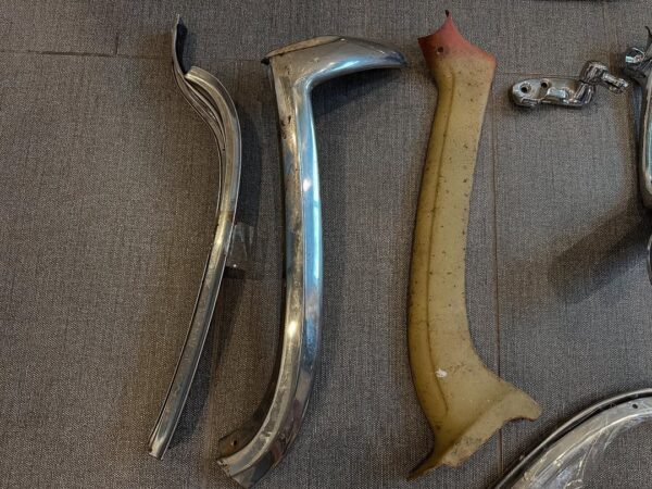 1961-1962 Chevy Impala Convertible Windshield & Trim Package