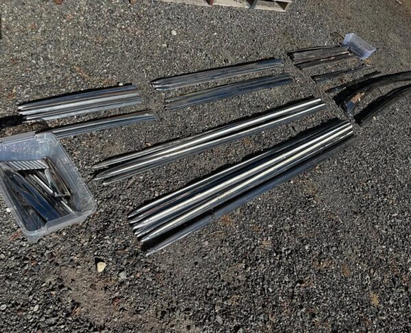 1955, 1956, 1957 Chevy Bel Air 2DR HT/CONVERTIBLE Side Moldings