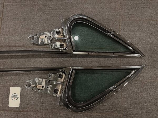 1961-1962 Chevy Impala 2Dr HT Vent Windows
