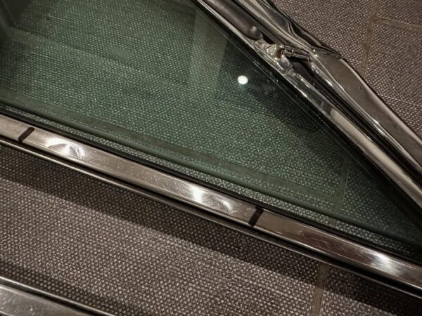 1961-1962 Chevy Impala 2Dr HT Vent Windows
