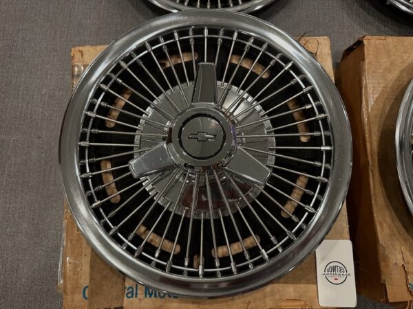 1964-1966 Chevy Impala Accessory Wire Hubcaps