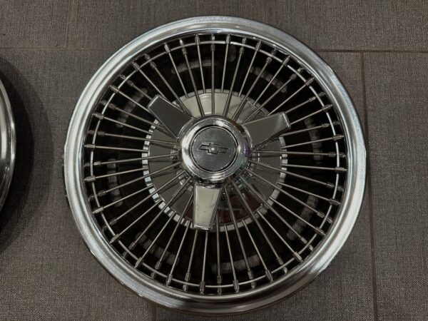 1964-1966 Chevy Impala Accessory Wire Hubcaps