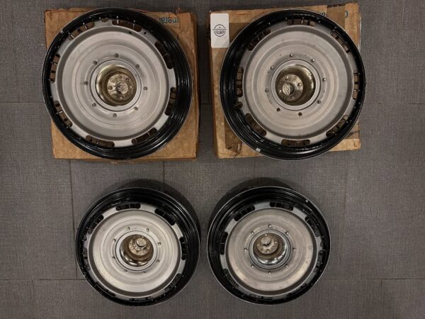 1964-1966 Chevy Impala Accessory Wire Hubcaps