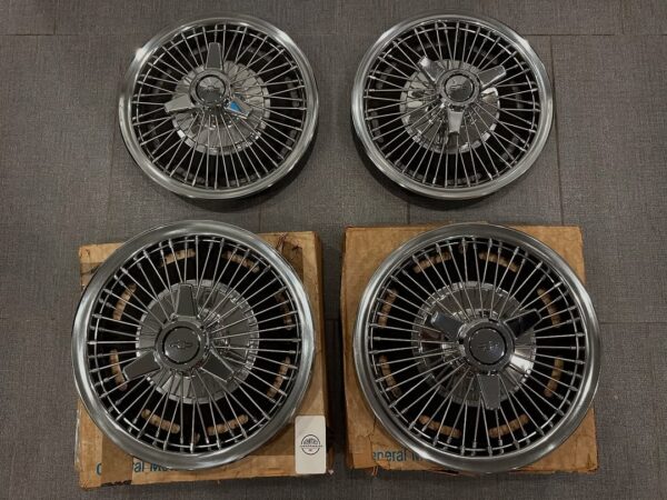 1964-1966 Chevy Impala Accessory Wire Hubcaps