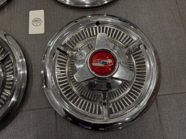 1958 Chevy Impala Spinner Hubcaps – Original GM Spinners – Set of 4