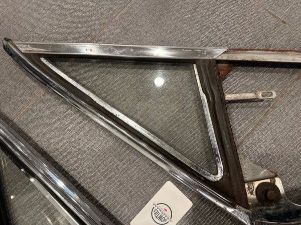 1963–1964 Chevy Impala Convertible Vent Window – Original GM
