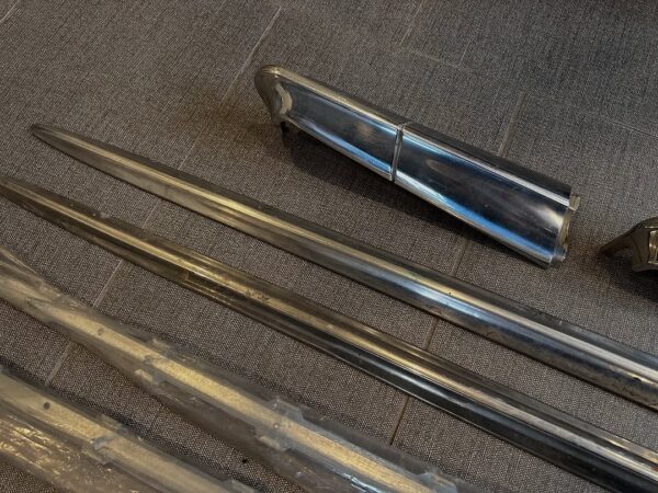 bowties_northwest-r%e2%a4%93download-7-9 1957 Chevy Bel Air 2-Door Hardtop / Convertible Upper and Rear Quarter Panel Moldings – Original GM