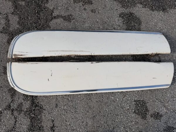 1959-1960 Chevy Impala Turnpike Cruiser Skirts – OEM Original | Complete Set | Driver Condition