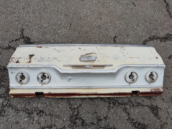 1963 Wagon Tailgate Window